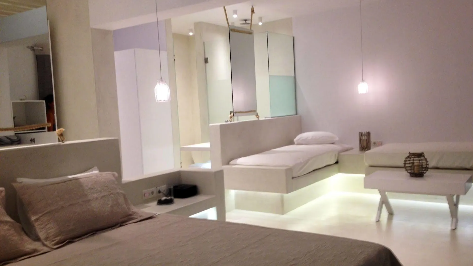 Myconian Sunrise Relais & Chateaux Hotel Agrari   Agrari (Mykonos)